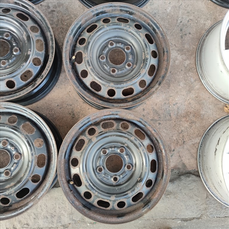 5x114,3 15 Gyári mazda kia hunday lemezfelni 12000ft a 4db/24/ 2. kép