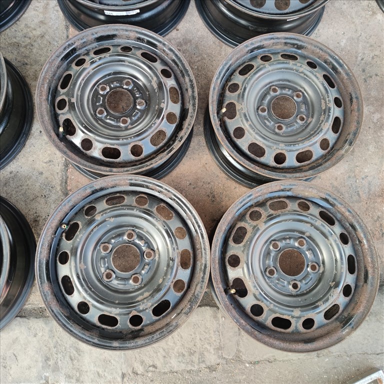 5x114,3 15 Gyári mazda kia hunday lemezfelni 12000ft a 4db/24/ 3. kép