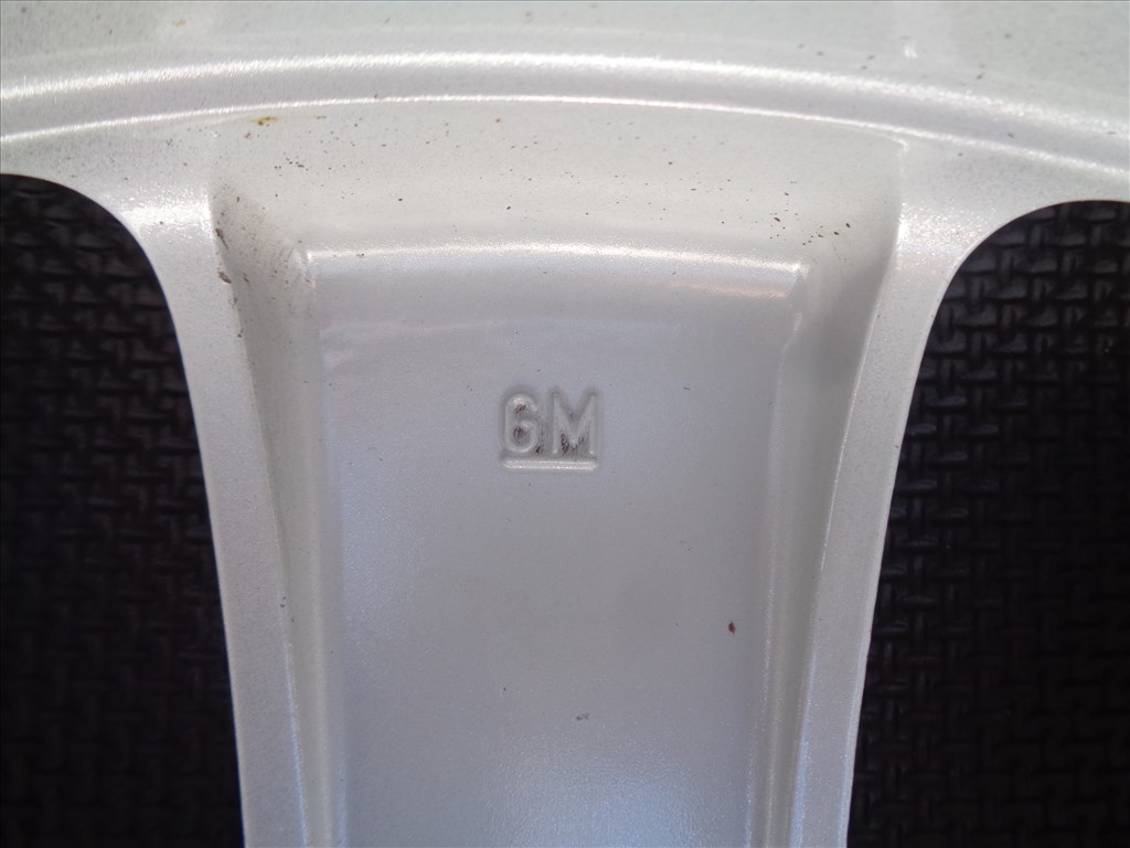 Opel gyári alufelni 17-es, 5×115-ös osztó, eredeti újszerű állapotban eladó. 7. kép