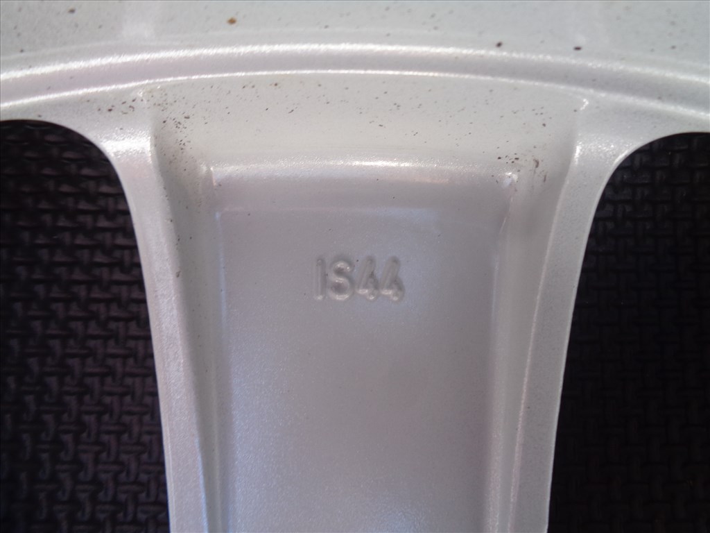 Opel gyári alufelni 17-es, 5×115-ös osztó, eredeti újszerű állapotban eladó. 9. kép