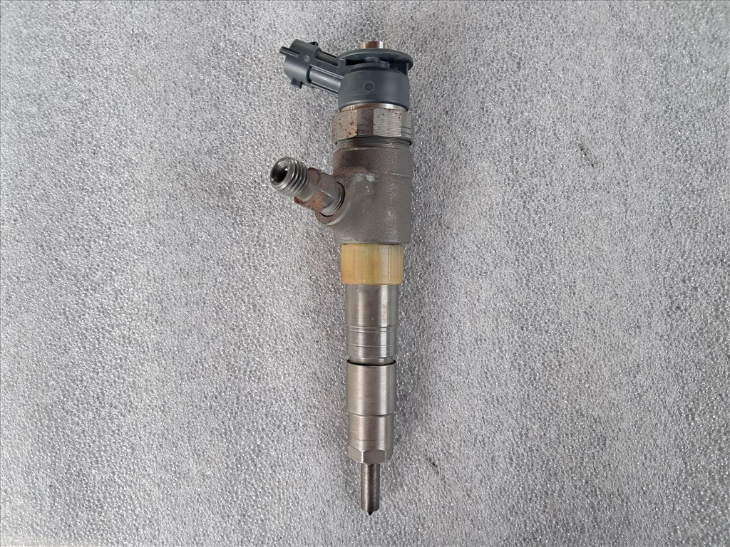 Ford C-Max Mk2 1.5TDCI XWDD porlasztó  0445110489 1. kép