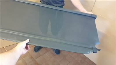 512211 Jeep Cherokee 2007, Csomagtér Roló.