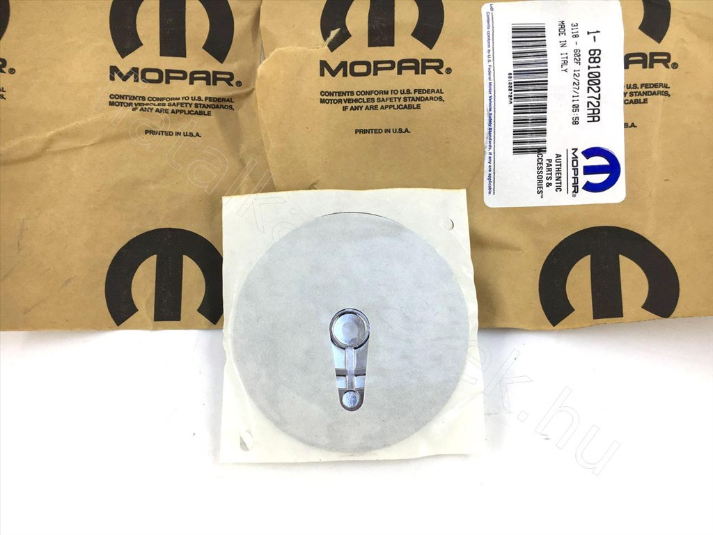 Hátsó embléma - FREEMONT - K68100272AA, K68100272AB -  - FIAT eredeti Eredeti új K68100272AA 2. kép