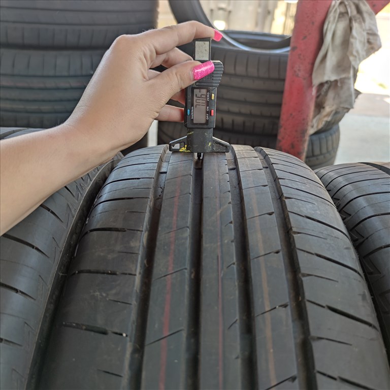 215/55 R18 Bridgestone nyári gumi 135000ft a 4db/49/ 3. kép