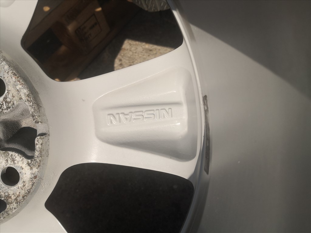 Nissan 17-es gyári alufelnik 5x114,3 5. kép