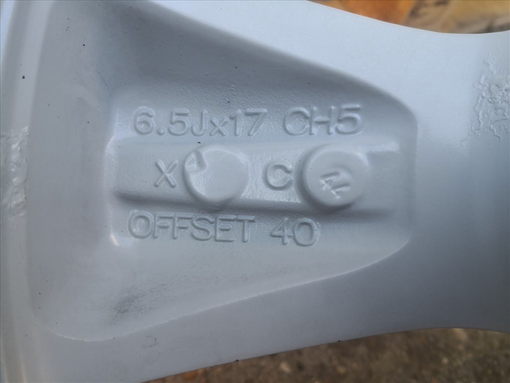 Nissan 17-es gyári alufelnik 5x114,3 6. kép