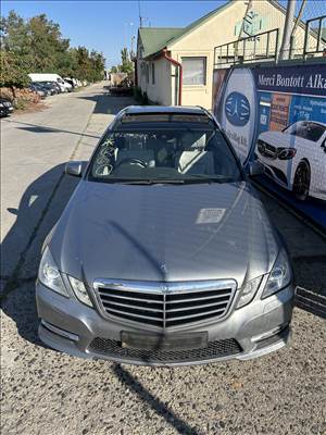 Mercedes E 350 CDI OM642852 (W212) bontott alkatrészei