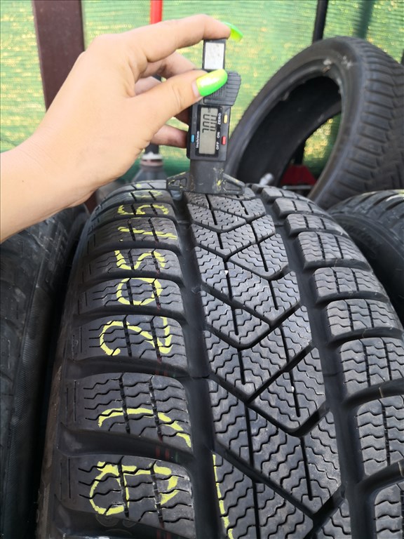 205/50 R17 Pirelli téli gumi 99000ft a 4db/99/ 3. kép
