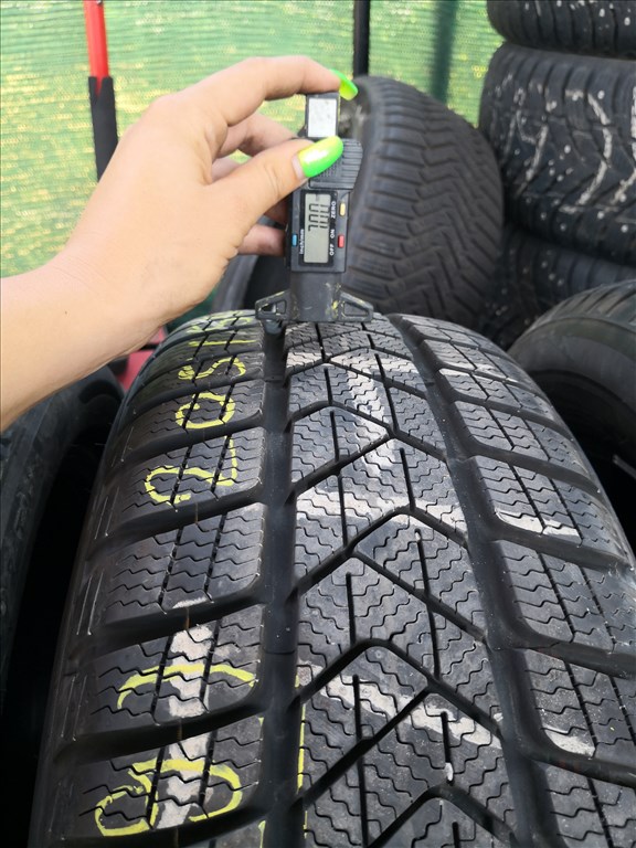 205/50 R17 Pirelli téli gumi 99000ft a 4db/99/ 4. kép