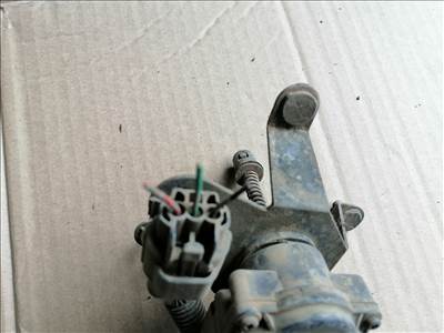 Mazda B 2500 Fényszóró magasság Állító motor bal oldali  3722161334