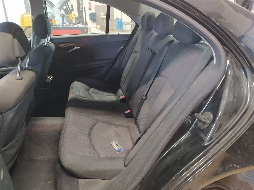 MERCEDES-BENZ E-CLASS (W211) E 220 CDI - Bontódik! 12. kép
