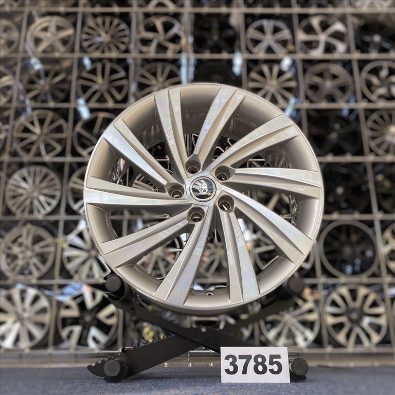 (3785) Skoda 18 gyári alufelni felni, 5x112, Octavia 1. kép