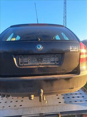 Skoda Octavia II Vonóhorog