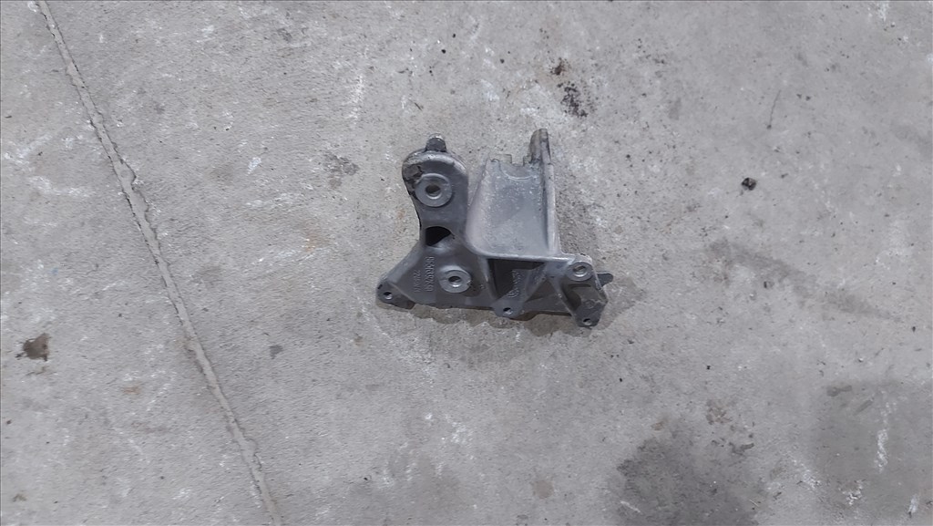 Citroen C4 C5 Peugeot 307 407 04- Egr szelep hűtő tartó konzol 7180 9656392880 4. kép