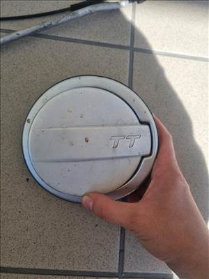 Audi TT (8J) Roadster 2.0 TFSI 8J TT tankajtó 