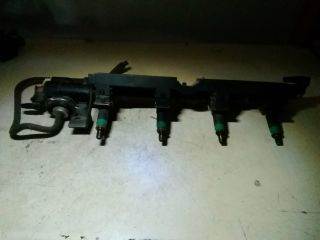 Ford Fiesta Mk5 Porlasztó Sor / Híd *47018* ford-98mfbc9f593 ford-98ag14a390lb