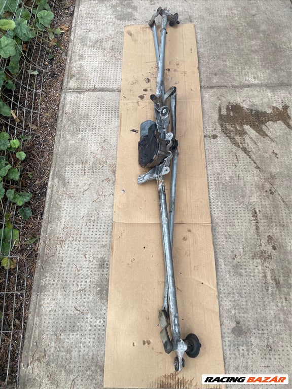 Opel Astra J ABLAKTÖRLŐ MOTOR és Mechanika első hátsó , Ajtó ZÁR , Csomagtérajtó ZÁR 1. kép