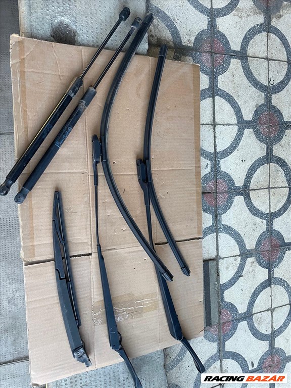 Opel Astra J ABLAKTÖRLŐ MOTOR és Mechanika első hátsó , Ajtó ZÁR , Csomagtérajtó ZÁR 9. kép