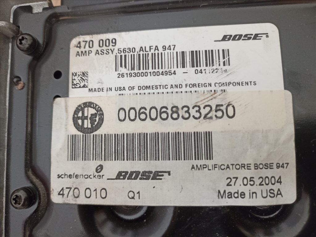 Alfa gyári bose erősítő 2. kép