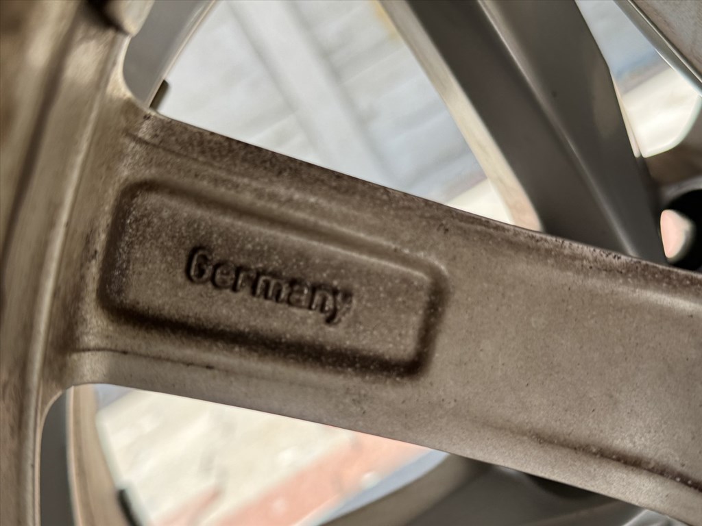 R17 5x112 Original Volkswagen Tiguan - NOVARA 7J ET43 OE 5N0601025AN gyári alufelnik felnik 12. kép