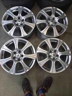  5x114.3 lyukosztású 7JJ 17" újszerű RC  Brock alufelni Lxx