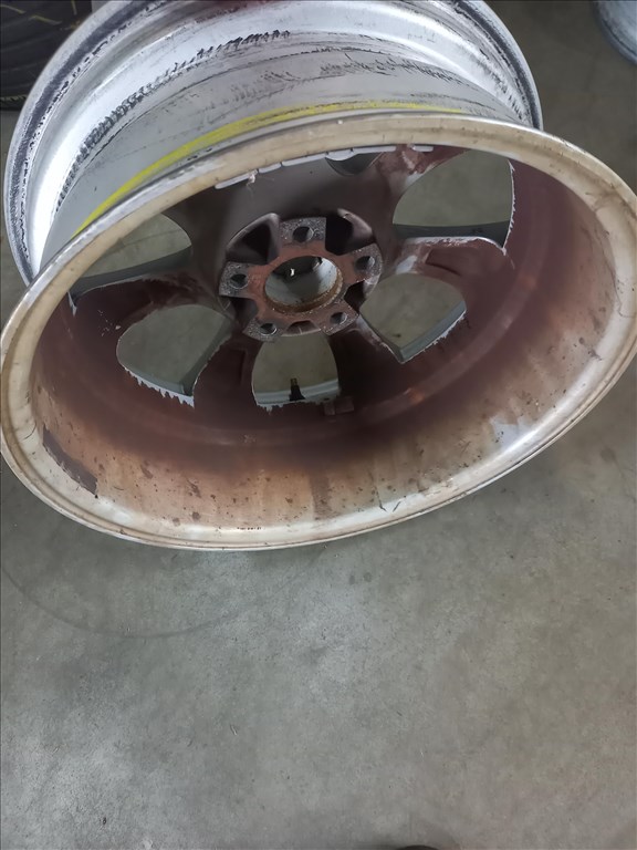  5x114.3 lyukosztású 7JJ 17" újszerű RC  Brock alufelni Lxx 4. kép