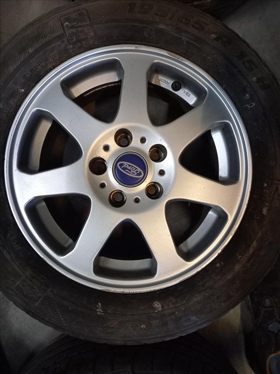 Ford 5x108-as 6.5x15" használt Enzo alufelni,195/65 használt Semperit nyári gumi Mxx 3. kép