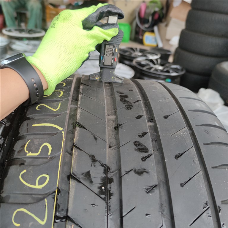  295/35 R21 Michelin nyári gumi 140000ft a 4db/265/ 4. kép