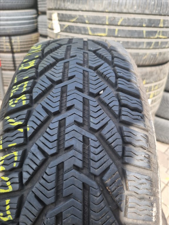  205/5516" újszerű Sebring Snow téli gumi 4db  4. kép
