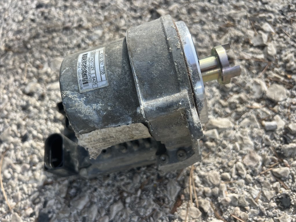 Peugeot 207 1.6 HDI szervószivattyú 67000017702b 1. kép