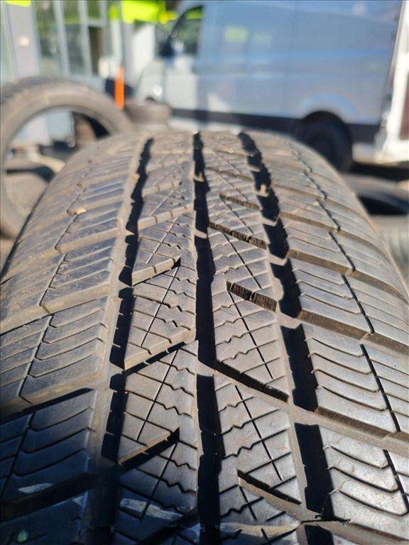  215/6517" újszerű Barum Polaris 5  téli gumi 4db  4. kép