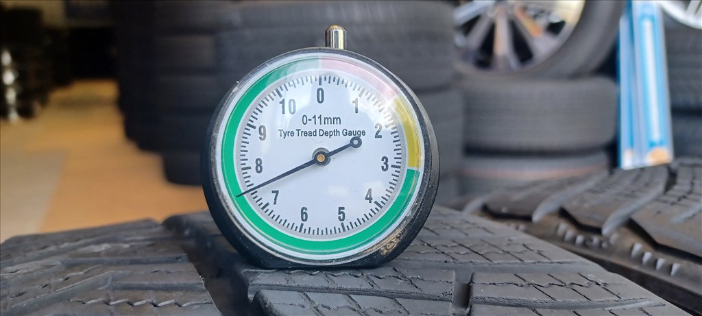 Michelin Pilot Alpin 265/40 R19 - 295/35 R19 téli gumik 2-2db 5. kép