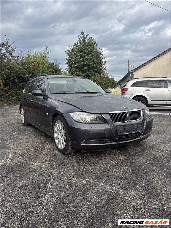 BMW 330 (E90, E91, E92, E93) bontott alkatrészei 2. kép
