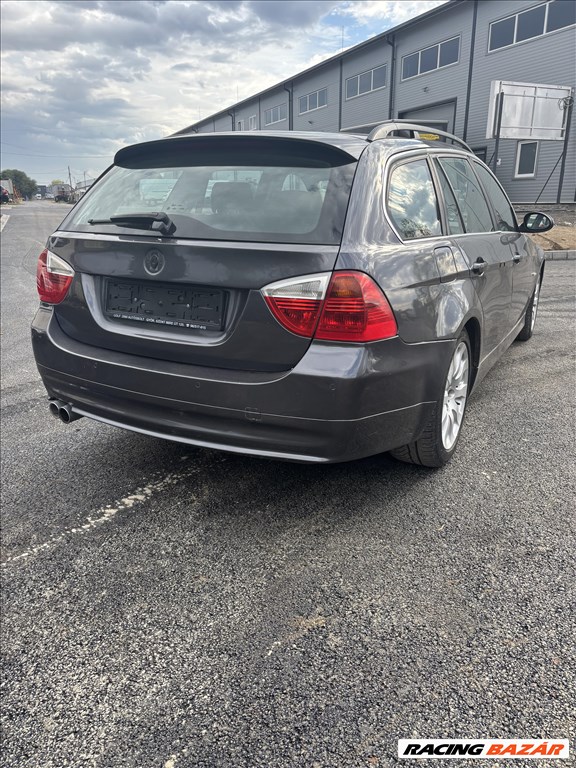 BMW 330 (E90, E91, E92, E93) bontott alkatrészei 3. kép