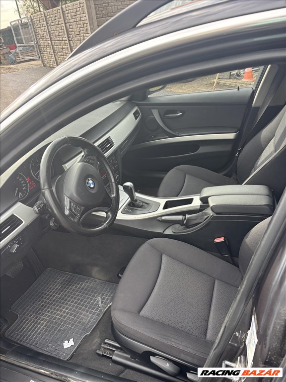 BMW 330 (E90, E91, E92, E93) bontott alkatrészei 5. kép