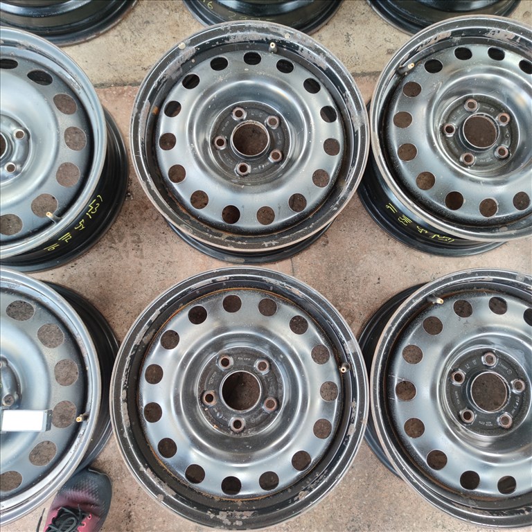 5x114,3 16 Gyári mazda kia hunday lemezfelni 30000ft a 4db/51/ 1. kép