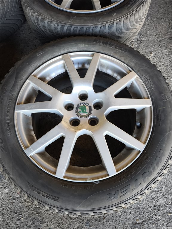 Skoda Octavia I RS gyári 16" téli kerék szett  2. kép