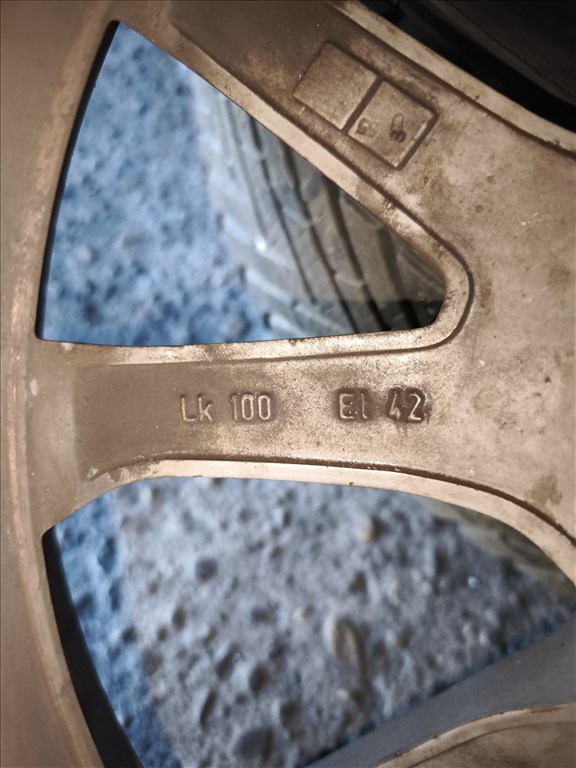 Skoda Octavia I RS gyári 16" téli kerék szett  3. kép