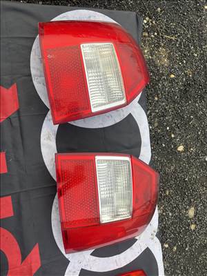 Audi A4 (B6/B7) Avant hátsó lámpa 