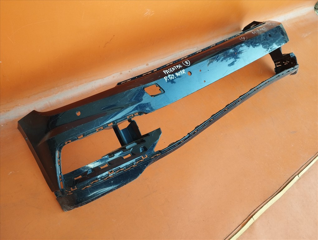 Vw Passat B8 r-line első lökhárító 6 radaros (P.50.903R)a 1. kép