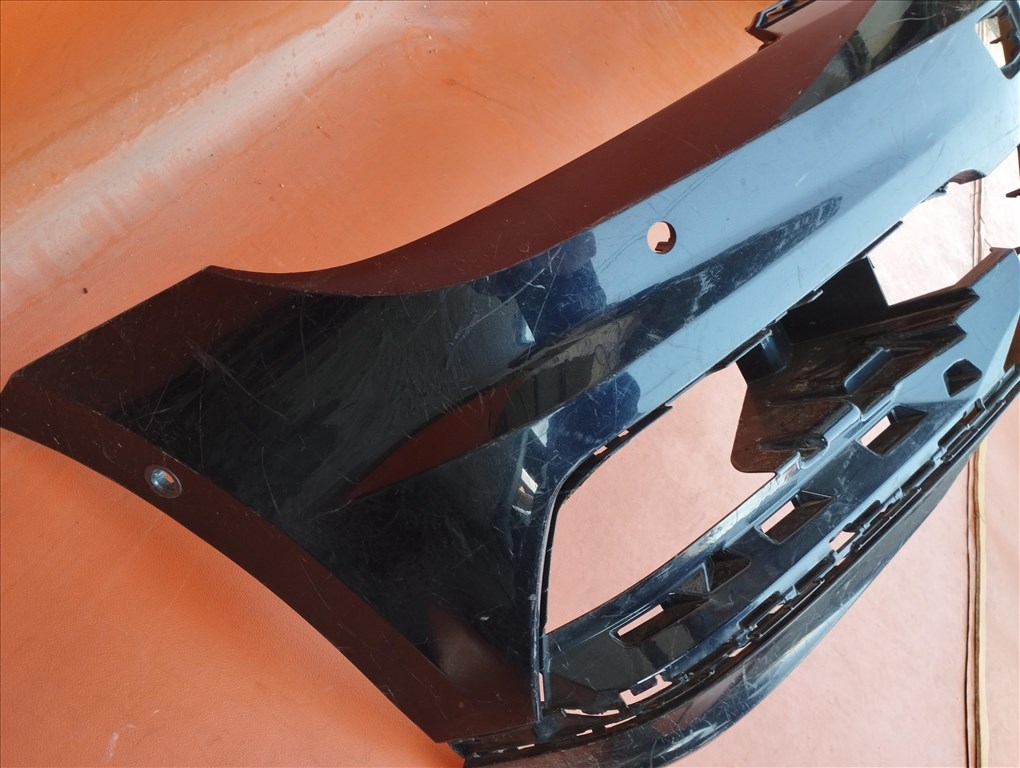 Vw Passat B8 r-line első lökhárító 6 radaros (P.50.903R)a 2. kép