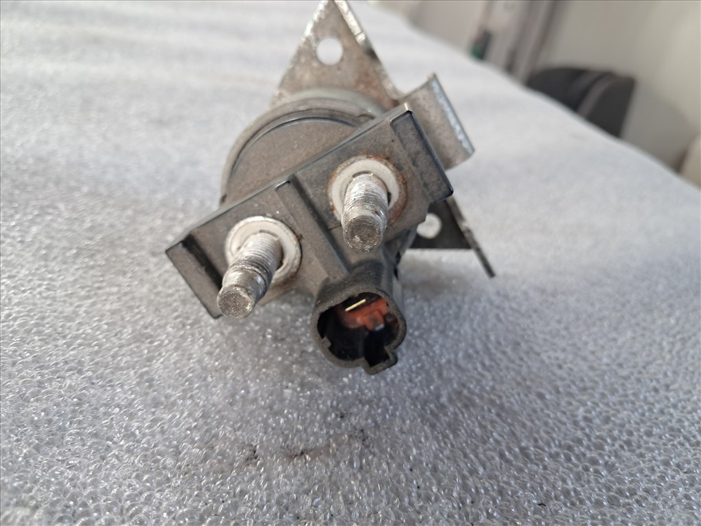 Nissan Qashqai (J10) 1.6 DCI Indító relé  25116bb50a 2. kép