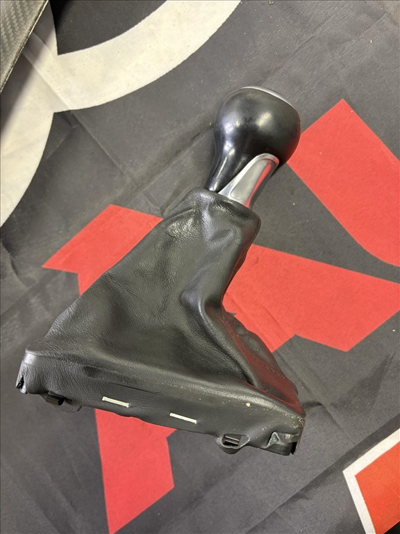 Audi A5 (B8 - 8T) B8 - 8T váltógomb + váltószoknya  3. kép