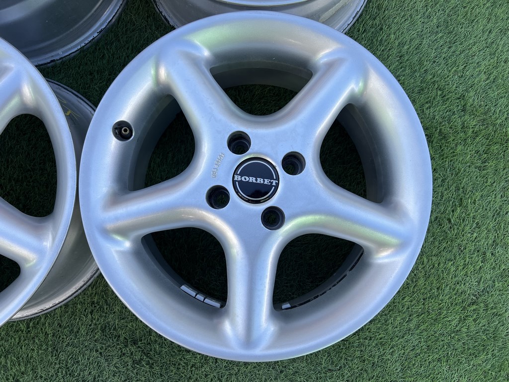 4x100 15" Borbet alufelni 7Jx15h2 ET35 3. kép