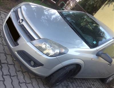 Opel Astra H motorháztető  z167opel z167astrah