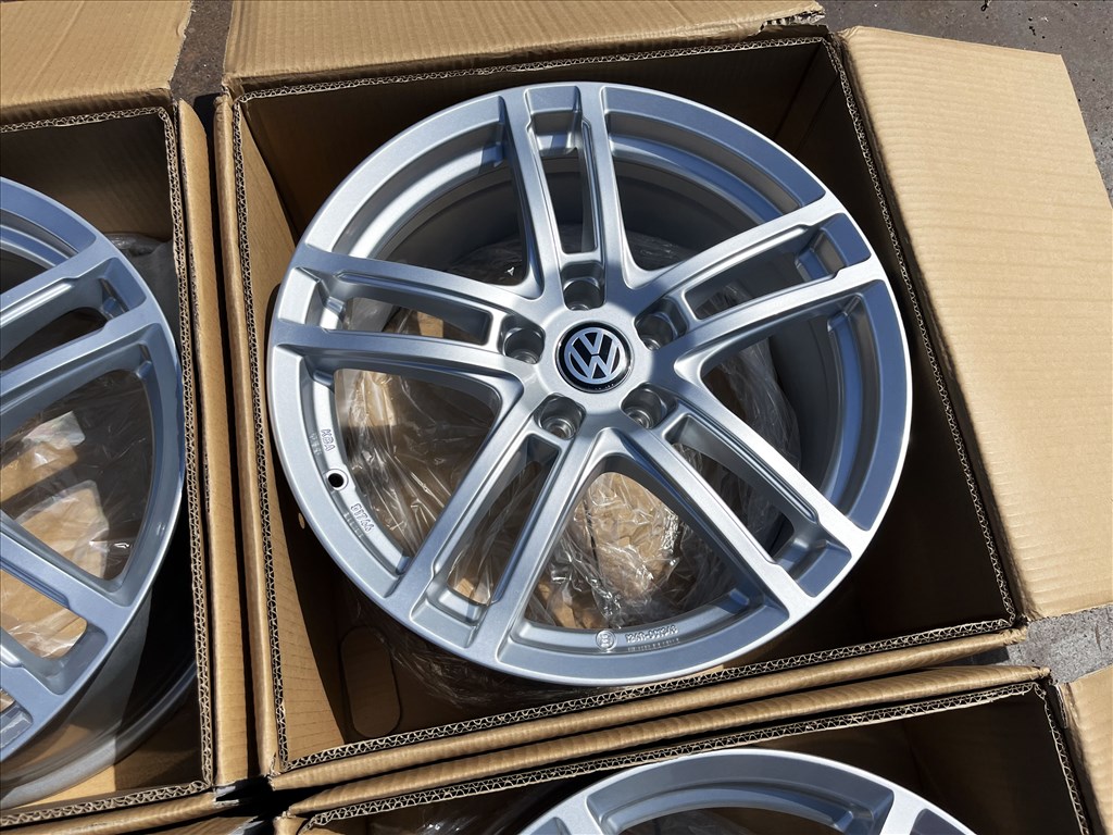VW - Audi - Seat - Skoda 18" 5x112 Új Dezent alufelni eladó 18 coll 4. kép