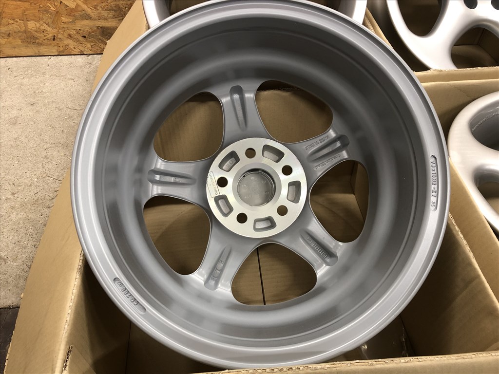  5x100 lyukosztású 7Jx15" új Cromodora alufelni 15 col 9. kép