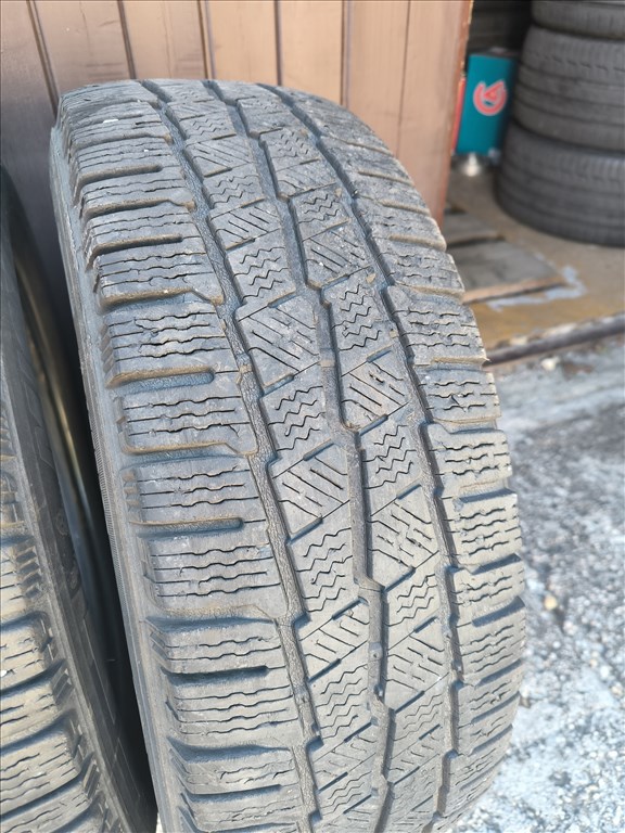  215/6516"C 28e/2db kisteherre használt Michelin téli gumi gumi 4. kép