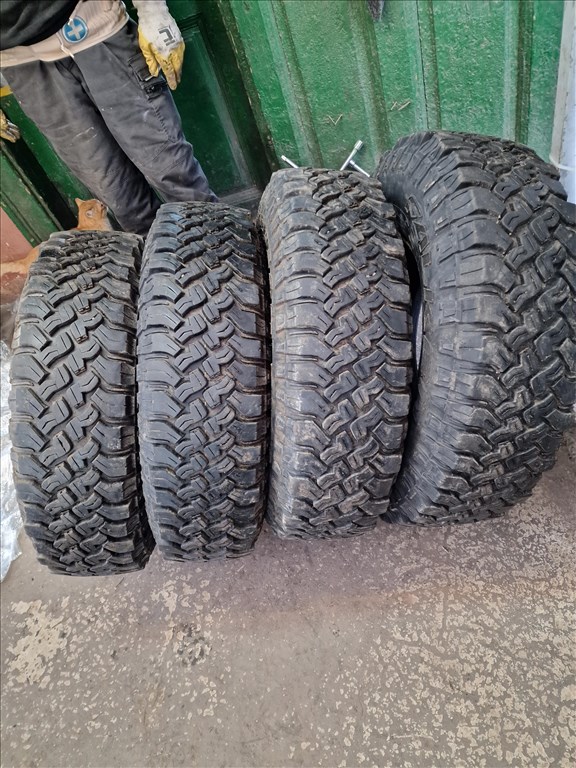  235/8516" használt Falken négyévszakos gumi gumi 2. kép