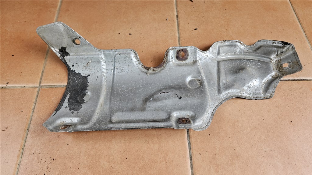 Opel Astra K 1.6 CDTI Kipufogó hővédő lemez B16dth B16dte B16dtl  55488552 2. kép